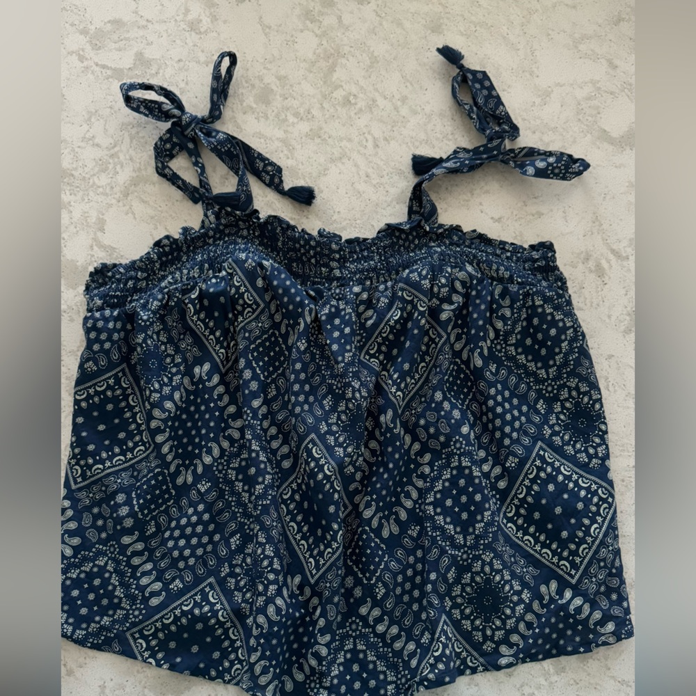 Old Navy Spaghetti Strap Shirt
